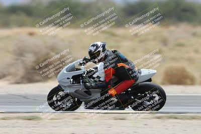 media/May-05-2025-Moto Forza (Mon) [[3c1838c5e5]]/2-B Group/Session 3 (Panning Test Turn 14 Inside)/